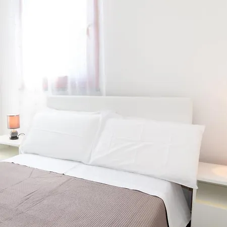 Lovely And Quite - By Sardinianworld Apartment Bosa