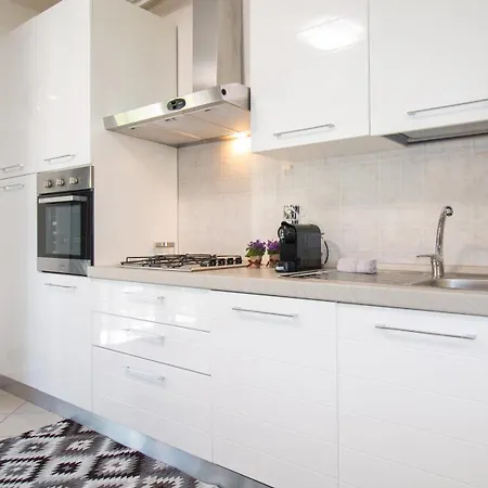 Lovely And Quite - By Sardinianworld Apartment Bosa